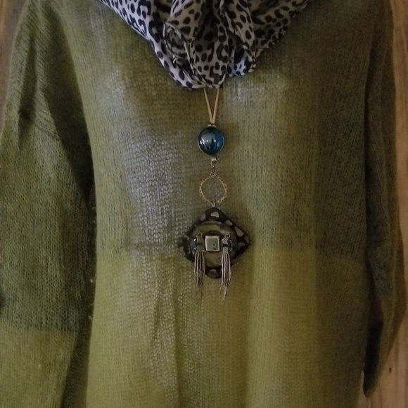 803 Three quarter length sweater - Picture 2 of 3